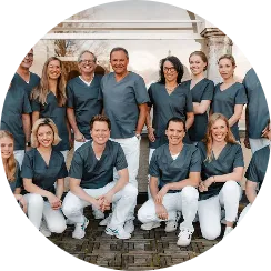 Heutiges Foto vom Team von Dr. Bayer und Kollegen.